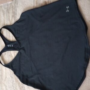 💜3/$10 NWOT UNDER ARMOUR Size Small Dryfit Black Athletic Tank
